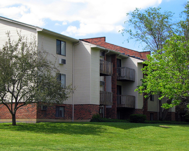 Exterior - Oakwood Apartments