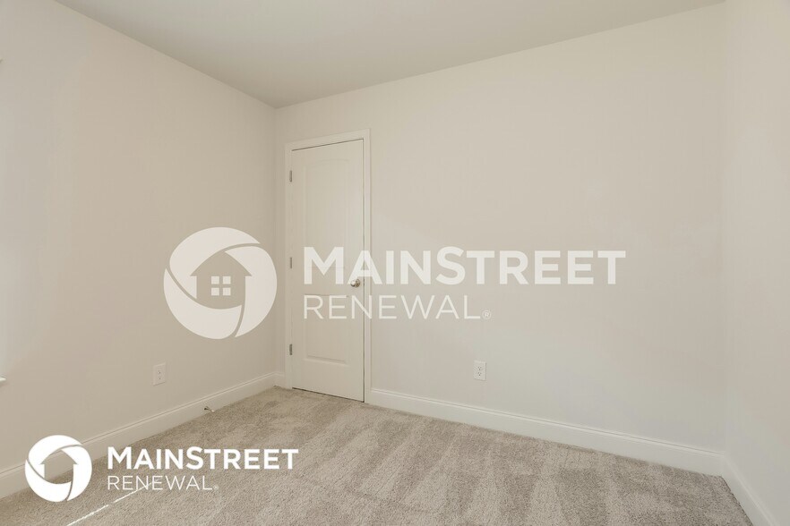 Building Photo - 324 Black Crk Trl