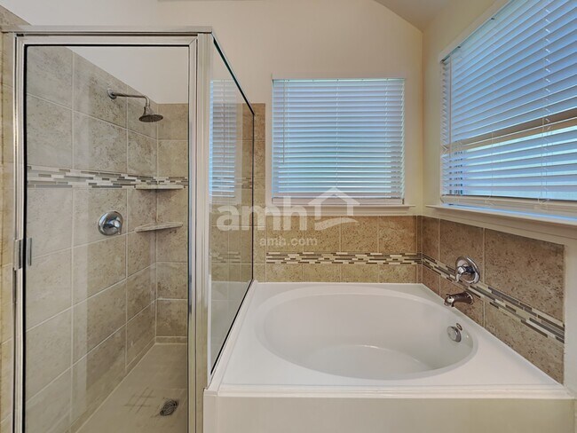 Building Photo - 21614 Champagne Dr E