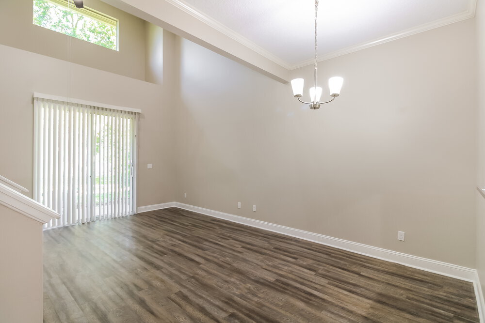 Building Photo - 3819 Lavista Cir