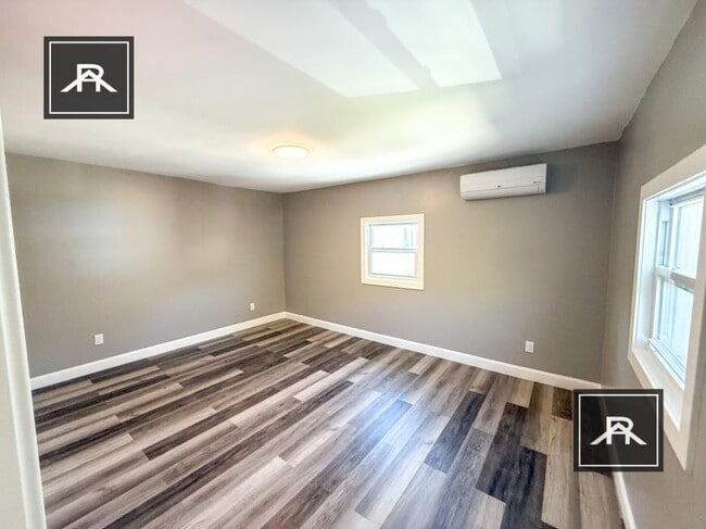 Building Photo - 2 bedroom in Waltham MA 02453