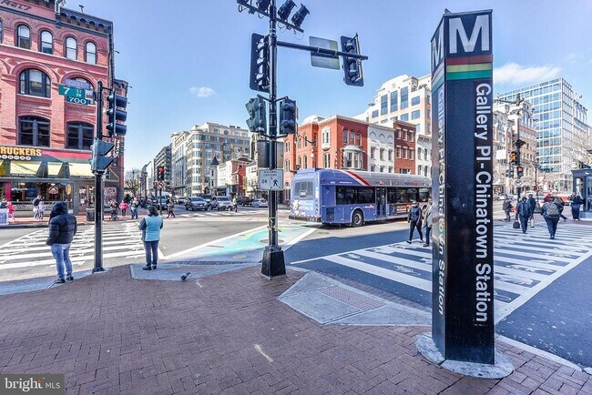 Building Photo - 777 7th St NW