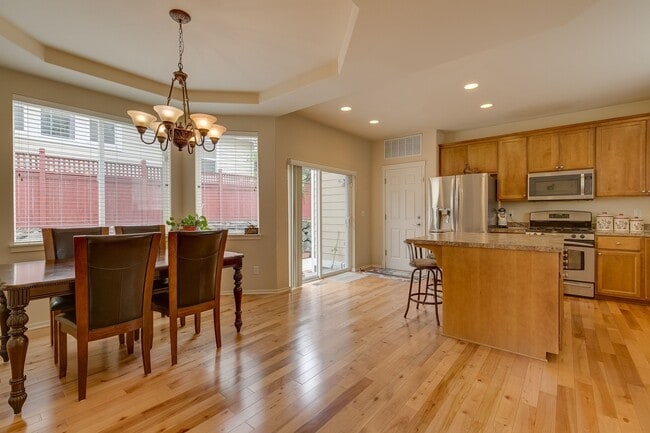 Building Photo - Beautiful 3 bedroom home in Issaquah Highl...