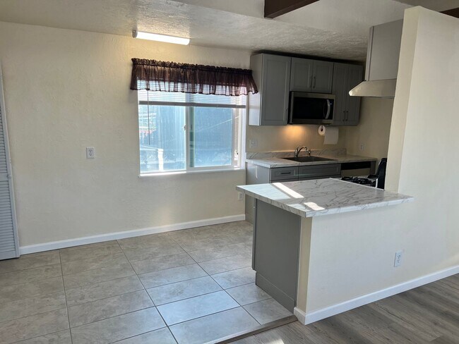 Building Photo - Delta Living