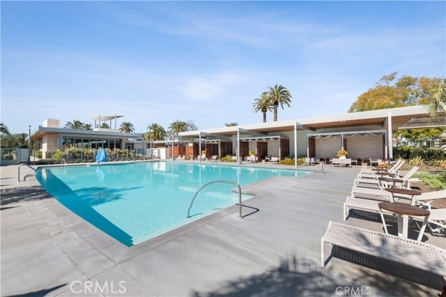 Building Photo - 747 Beacon