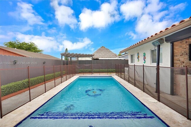 Building Photo - 4225 SW 133rd Ct