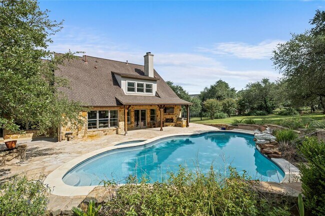 Building Photo - 571 Polo Club Dr