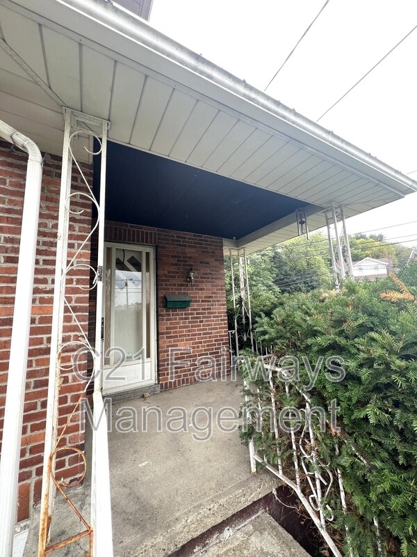 Building Photo - 453 Ohio Ave