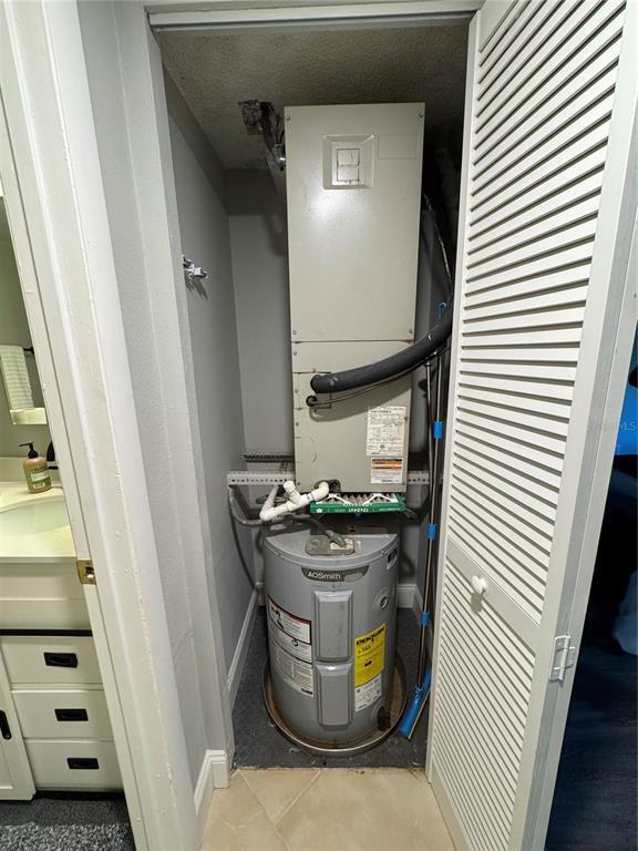 Building Photo - 109 Pine Ct