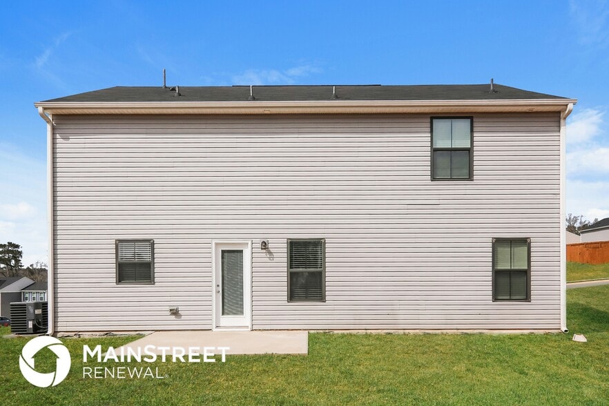 Building Photo - 142 Bella Vita Way