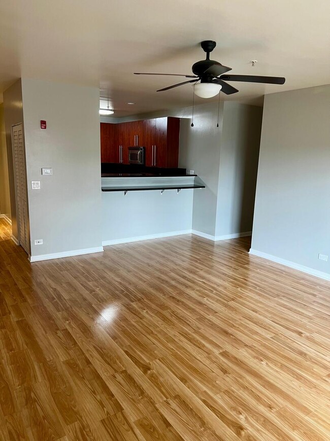 Building Photo - 9440 S 51st Ave