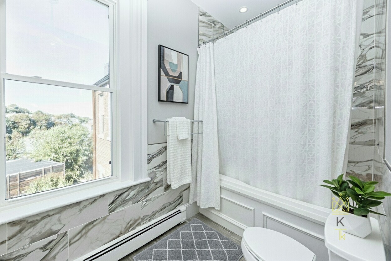 Building Photo - 85 Regent St