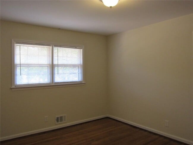 Building Photo - 1740 Samaria Trail