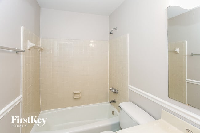 Building Photo - 8304 Lacewood Pl