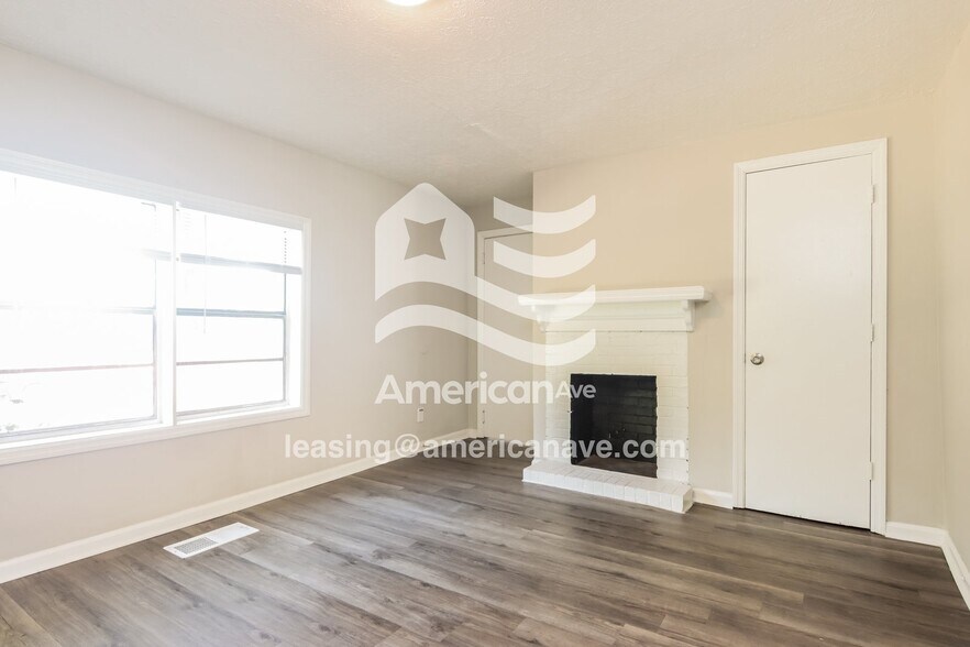 Building Photo - 6910 Forrest Rd