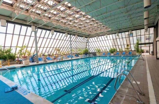 Building Photo - 7004 BLVD E