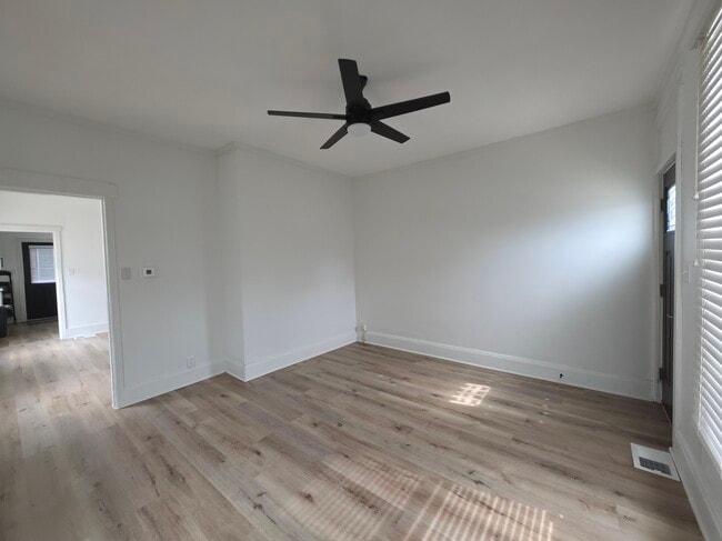 Building Photo - 818 Buckeye St