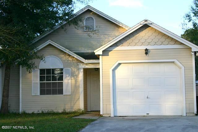Primary Photo - Charming Cottage Feel in Middleburg