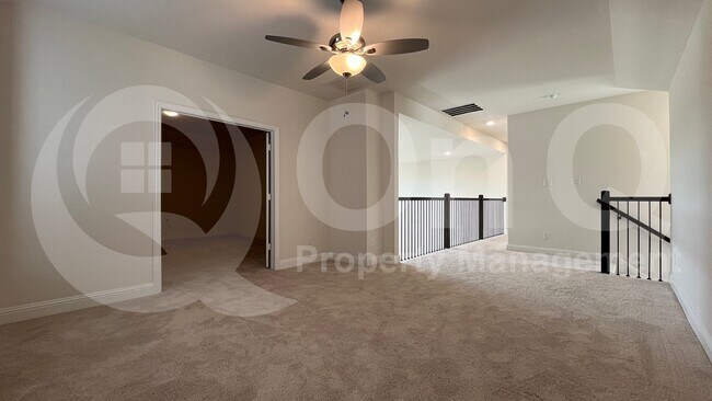 Building Photo - 333 ELK Dr