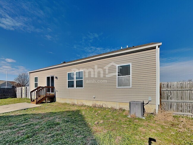 Building Photo - 337 Karst Cir