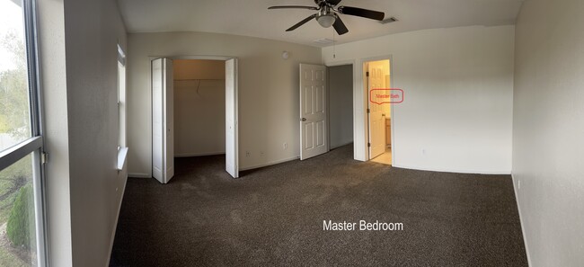 Master bedroom - 293 Scrub Jay Dr