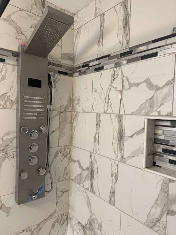 Building Photo - 18675 Beland St