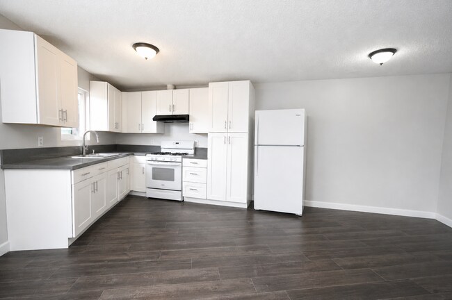 Interior Photo - Highland Manor