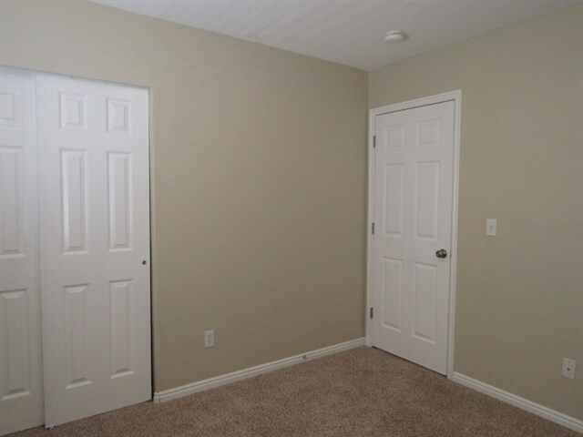 Building Photo - 5878 Impressions Dr