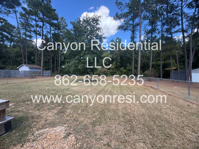 Building Photo - 118 Bayou Ct