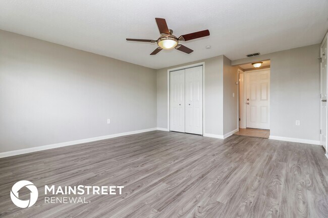 Building Photo - 7750 Cayuga Dr