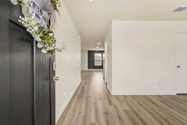 Building Photo - 6810 Cortenridge Ln