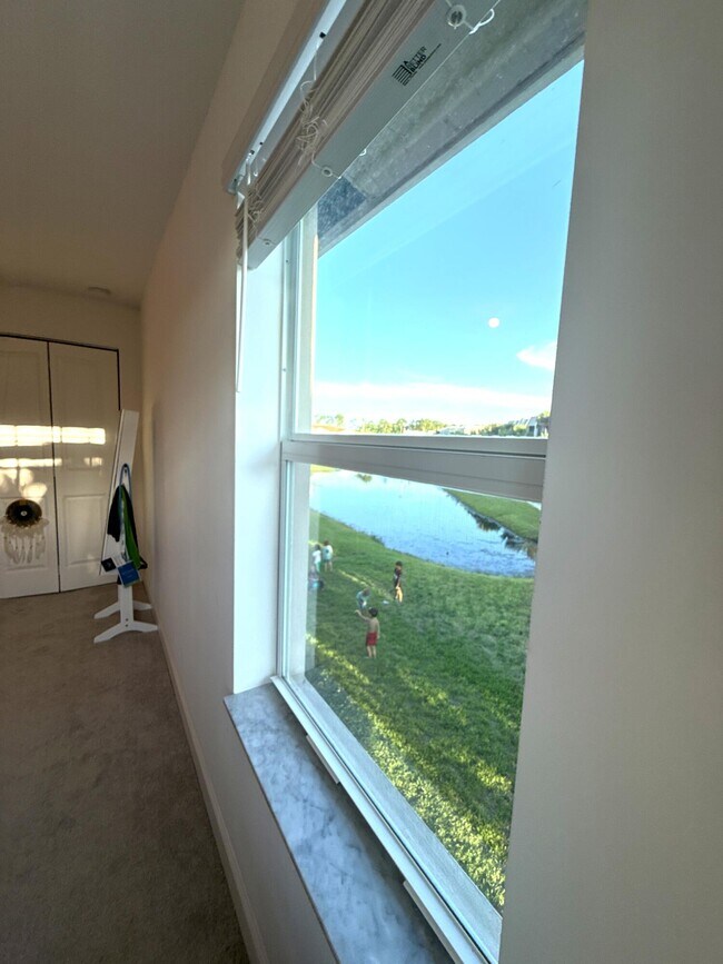 Building Photo - 6794 Broadwater Ln