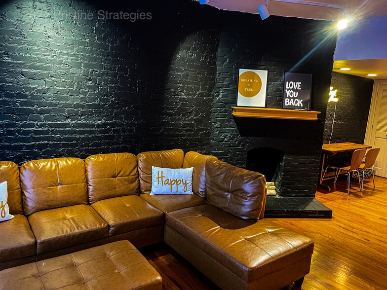 Building Photo - 8 N Boyle Ave