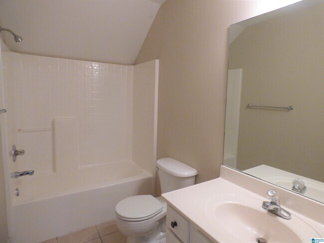 Building Photo - 230 Chesser Loop Rd