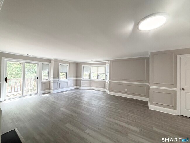 Building Photo - 1414 Whitney Ave