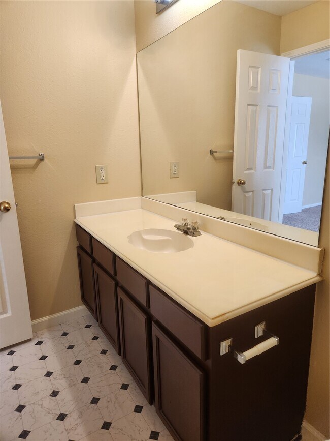 Building Photo - 7631 Goudin Dr