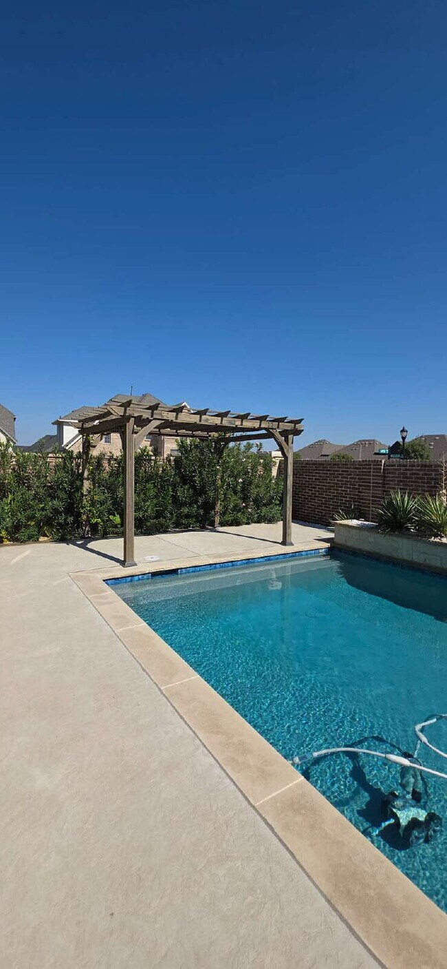 Building Photo - COMING SEPTEMBER - Spectacular Mansfield Retreat with Pool & Outdoor Kitchen!