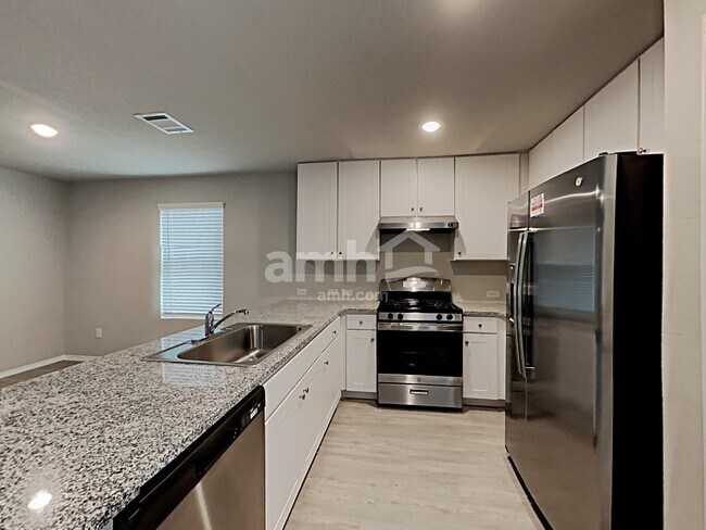 Building Photo - 10039 Braun Crst