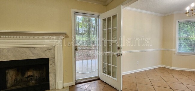 Building Photo - 2735 Stanton Woods Dr SE