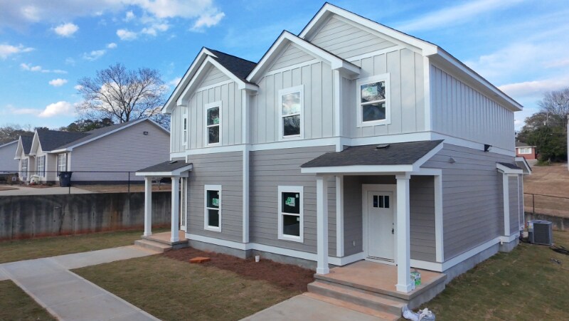 Building Photo - 231 Pineneedle Rd