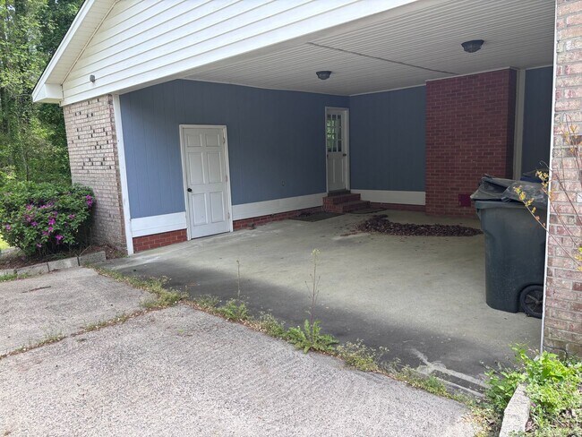 Building Photo - 3807 Radom Rd.