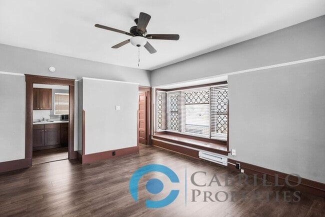 Building Photo - 2203 Broadway