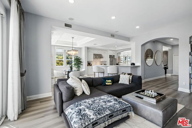 Building Photo - 23971 De Ville Way