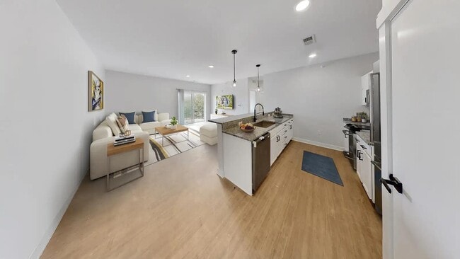 Building Photo - REO Gateway