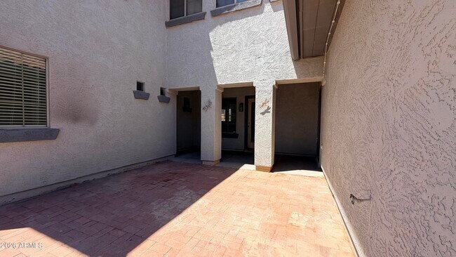Building Photo - 17738 N Carmen Ave