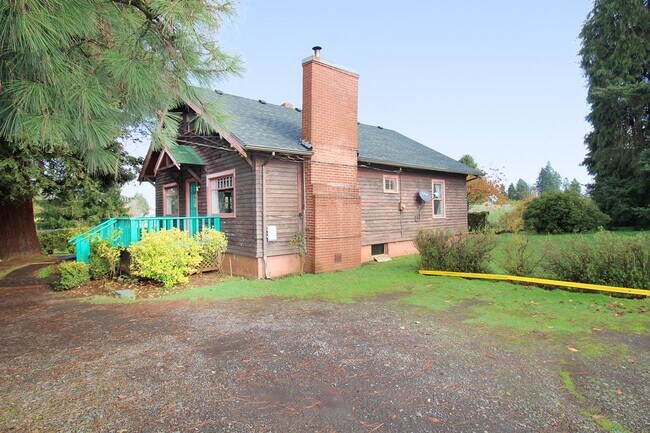 Building Photo - 3 Bed/1 Bath Craftsman Home – Oregon City