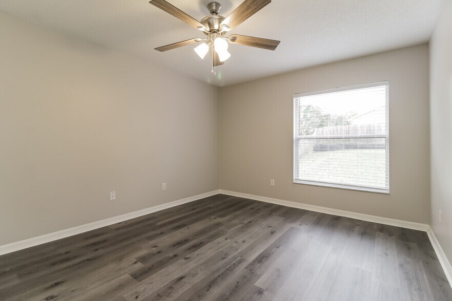 Building Photo - 10600 Crescendo Loop
