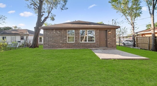 Building Photo - 3907 Faulkner St