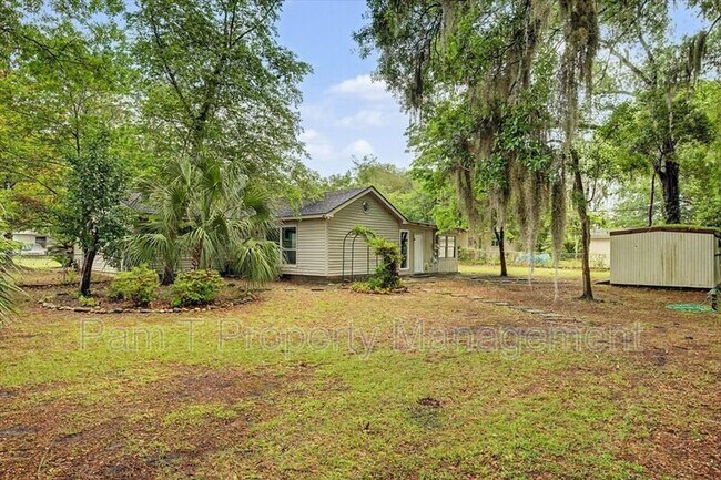 Building Photo - 3712 Oakland Ct