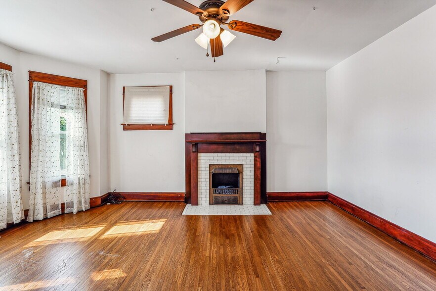 Building Photo - 2246 N 4th St